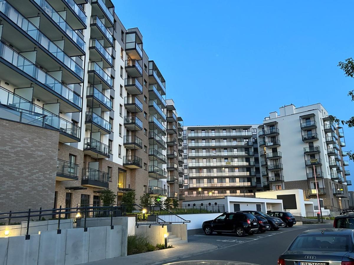5 Place For Apartment *